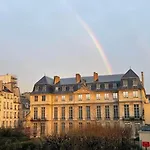Charmant Appartement Au Coeur Du Marais