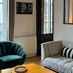 Charmant Appartement Au Coeur Du Marais